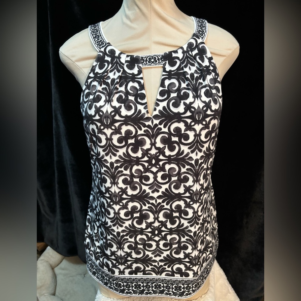 WHBM black and white tank top size medium